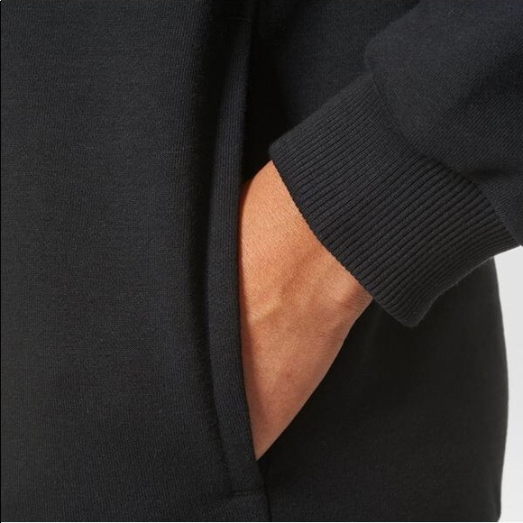 📣Last one 🆕Adidas Originals trefoil sweatshirt - Picture 5 of 6